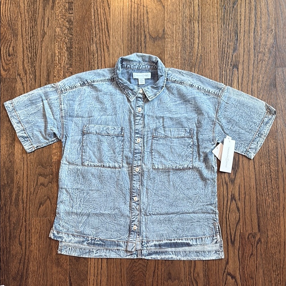Treasure & Bond  Denim Short Sleeve Shirt